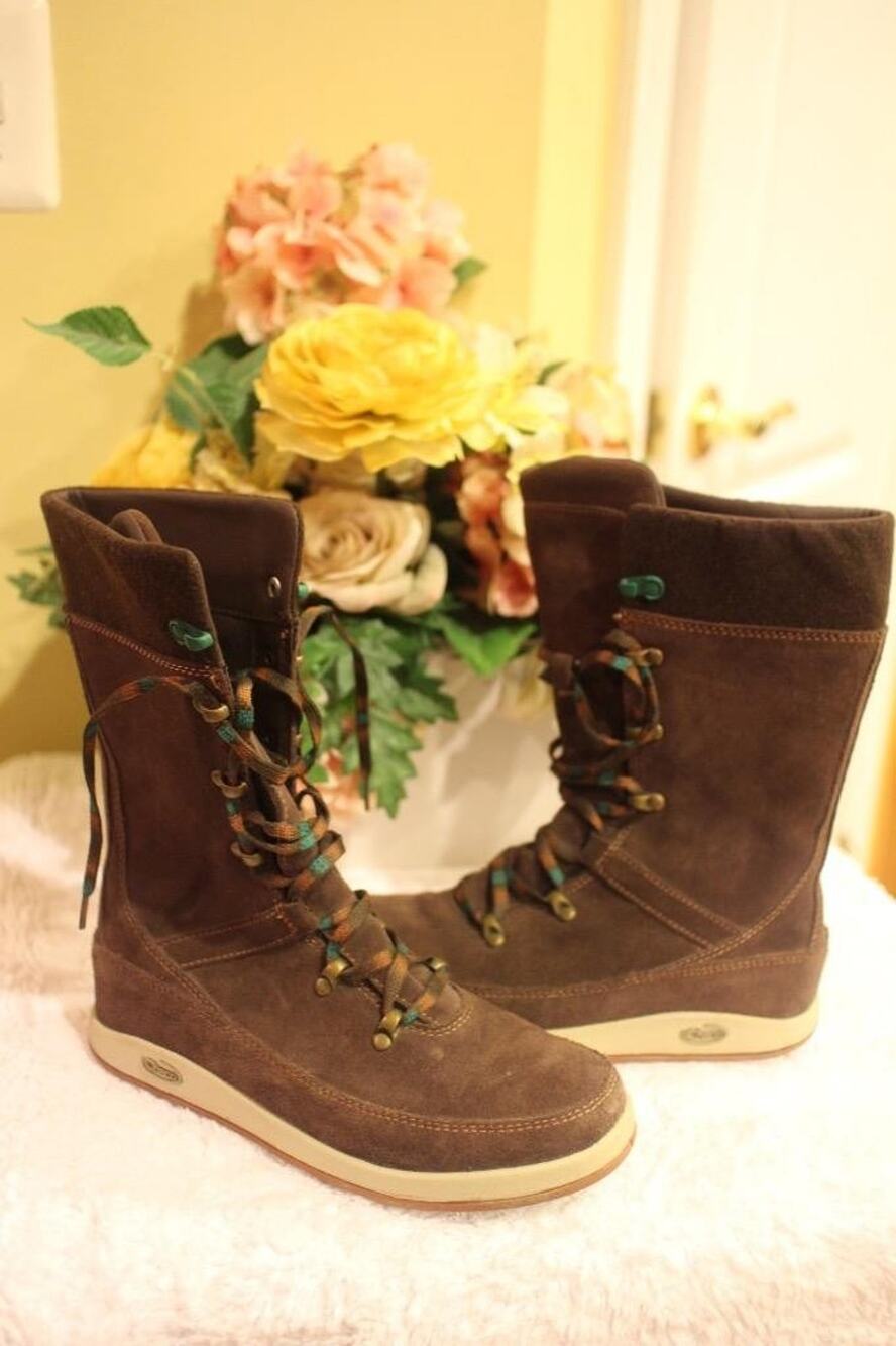 Chaco Uma Boot size 6.5 (1300
